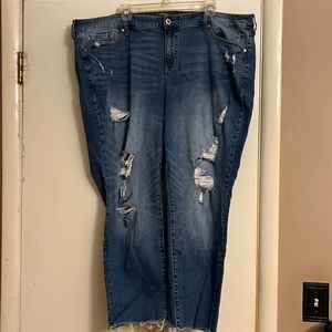 TORRID GUC Distressed Crop Boyfriend Vintage Stretch Jeans - 24